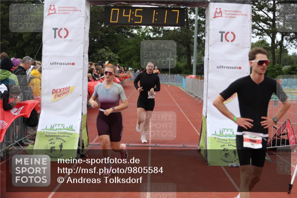 14.06.2026 - 7 Türme Triathlon Andreas Tolksdorf http://msf.ph/oto/9805584 14.06.2026 15:51:16 Ziel 808, 1087, 1726 meine-sportfotos.de