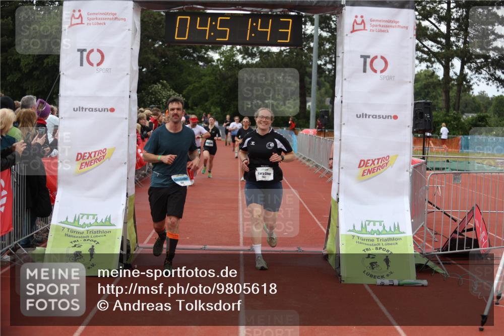 14.06.2026 - 7 Türme Triathlon Andreas Tolksdorf http://msf.ph/oto/9805618 14.06.2026 15:51:42 Ziel 930, 1100, 1160, 1188, 1607, 1680 meine-sportfotos.de
