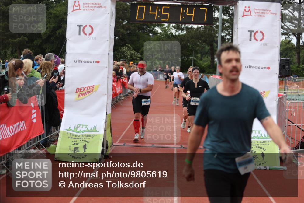 14.06.2026 - 7 Türme Triathlon Andreas Tolksdorf http://msf.ph/oto/9805619 14.06.2026 15:51:46 Ziel 930, 1100, 1160, 1589, 1607, 1680 meine-sportfotos.de