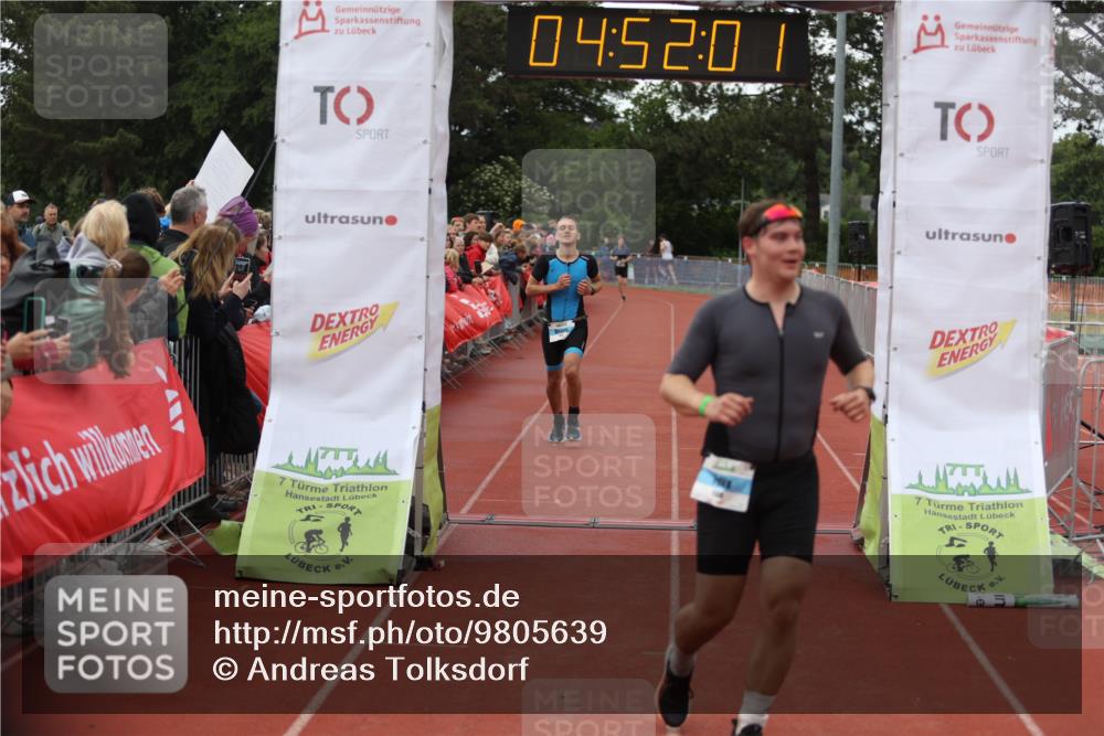 14.06.2026 - 7 Türme Triathlon Andreas Tolksdorf http://msf.ph/oto/9805639 14.06.2026 15:52:00 Ziel 1012, 1138, 1589, 1627 meine-sportfotos.de
