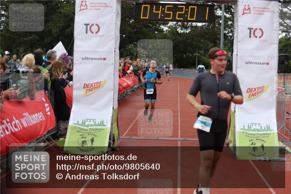 14.06.2026 - 7 Türme Triathlon Andreas Tolksdorf http://msf.ph/oto/9805640 14.06.2026 15:52:00 Ziel 1012, 1138, 1589, 1627 meine-sportfotos.de