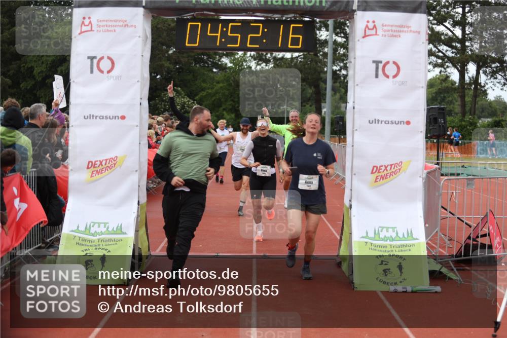 14.06.2026 - 7 Türme Triathlon Andreas Tolksdorf http://msf.ph/oto/9805655 14.06.2026 15:52:15 Ziel 1183, 1200, 1621, 1627, 1783 meine-sportfotos.de