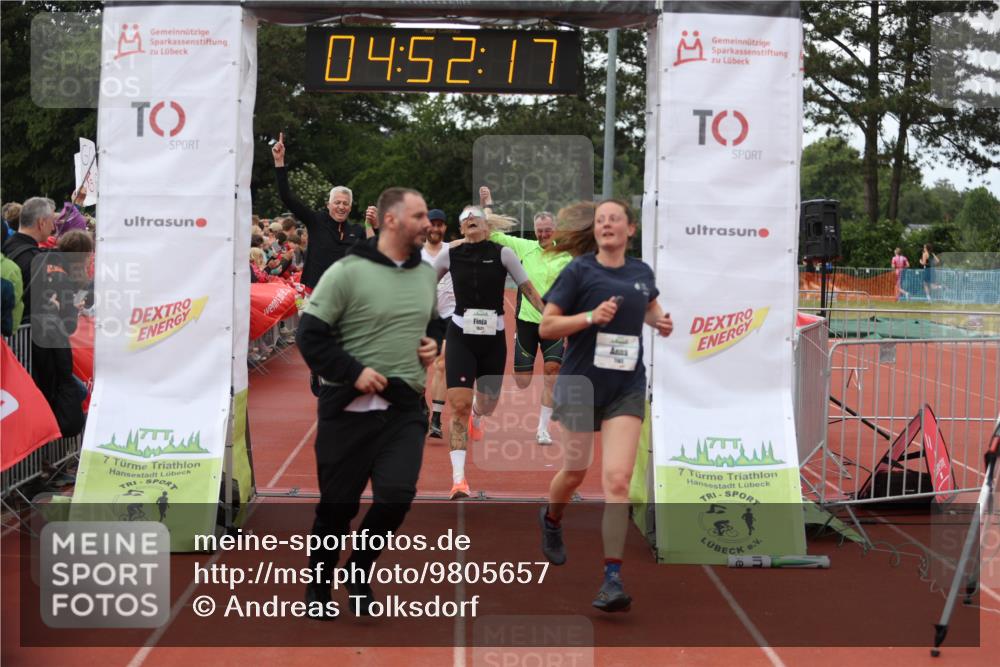 14.06.2026 - 7 Türme Triathlon Andreas Tolksdorf http://msf.ph/oto/9805657 14.06.2026 15:52:16 Ziel 1183, 1200, 1621, 1627, 1783 meine-sportfotos.de