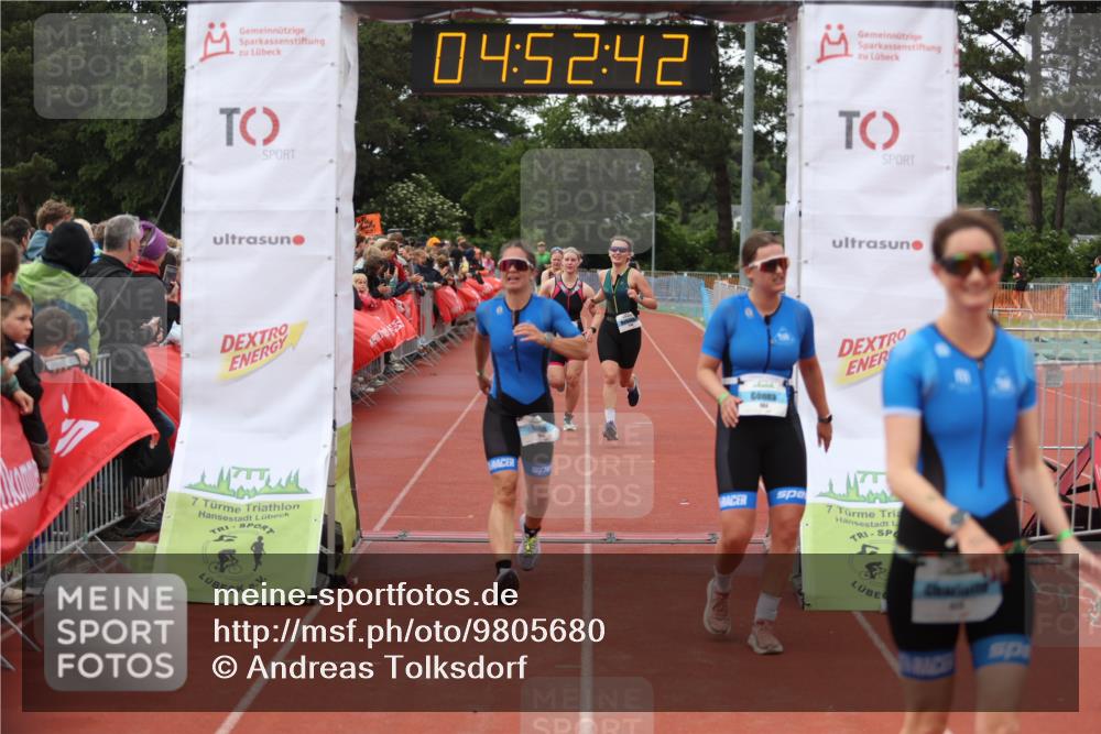 14.06.2026 - 7 Türme Triathlon Andreas Tolksdorf http://msf.ph/oto/9805680 14.06.2026 15:52:41 Ziel 918, 926, 944, 952, 965, 984, 1130, 1644 meine-sportfotos.de