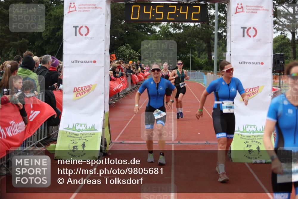 14.06.2026 - 7 Türme Triathlon Andreas Tolksdorf http://msf.ph/oto/9805681 14.06.2026 15:52:41 Ziel 918, 926, 944, 952, 965, 984, 1130, 1644 meine-sportfotos.de