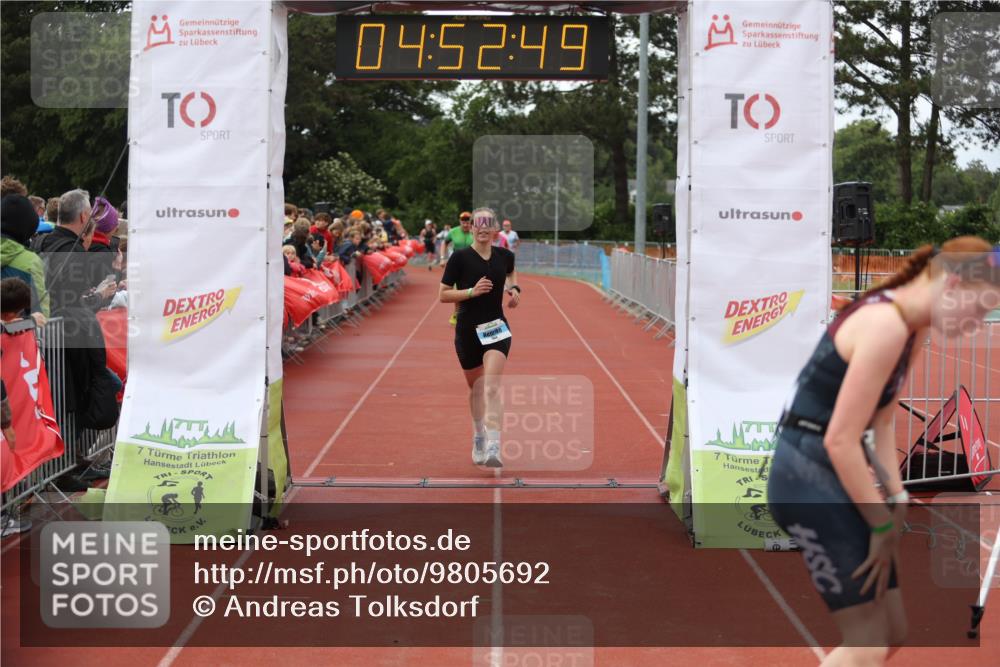 14.06.2026 - 7 Türme Triathlon Andreas Tolksdorf http://msf.ph/oto/9805692 14.06.2026 15:52:48 Ziel 918, 944, 965, 984, 1033, 1130, 1644, 1740 meine-sportfotos.de