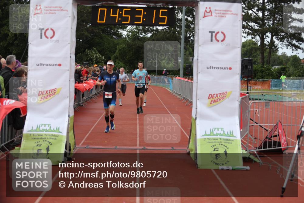 14.06.2026 - 7 Türme Triathlon Andreas Tolksdorf http://msf.ph/oto/9805720 14.06.2026 15:53:14 Ziel 654, 945, 1111, 1582, 1653 meine-sportfotos.de