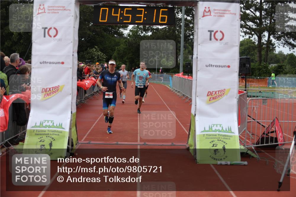 14.06.2026 - 7 Türme Triathlon Andreas Tolksdorf http://msf.ph/oto/9805721 14.06.2026 15:53:15 Ziel 654, 945, 1582, 1653 meine-sportfotos.de