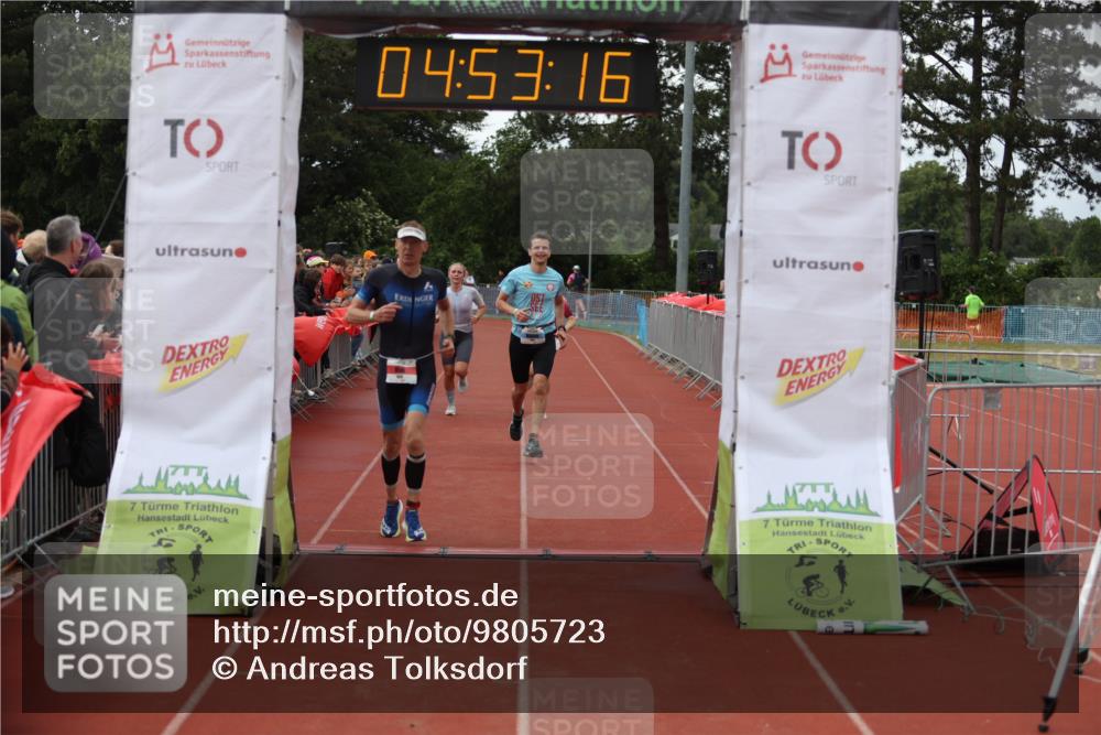 14.06.2026 - 7 Türme Triathlon Andreas Tolksdorf http://msf.ph/oto/9805723 14.06.2026 15:53:15 Ziel 654, 945, 1582, 1653 meine-sportfotos.de