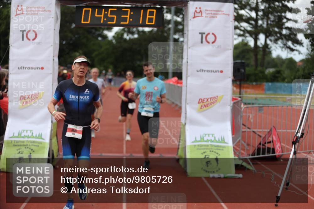 14.06.2026 - 7 Türme Triathlon Andreas Tolksdorf http://msf.ph/oto/9805726 14.06.2026 15:53:17 Ziel 654, 945, 1582, 1653 meine-sportfotos.de