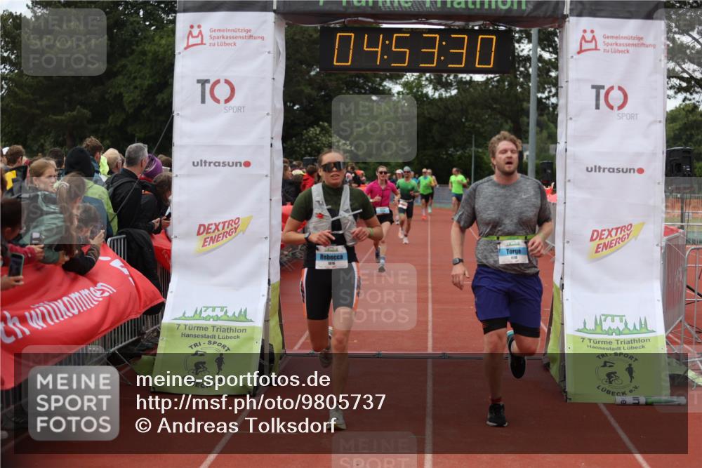 14.06.2026 - 7 Türme Triathlon Andreas Tolksdorf http://msf.ph/oto/9805737 14.06.2026 15:53:29 Ziel 784, 1016, 1110, 1135, 1789 meine-sportfotos.de