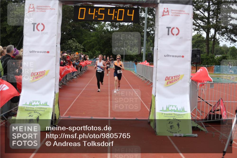 14.06.2026 - 7 Türme Triathlon Andreas Tolksdorf http://msf.ph/oto/9805765 14.06.2026 15:54:03 Ziel 1069, 1530, 1608, 1746 meine-sportfotos.de