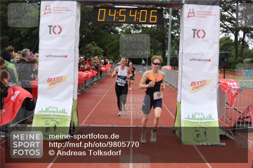 14.06.2026 - 7 Türme Triathlon Andreas Tolksdorf http://msf.ph/oto/9805770 14.06.2026 15:54:05 Ziel 1069, 1530, 1608, 1746 meine-sportfotos.de