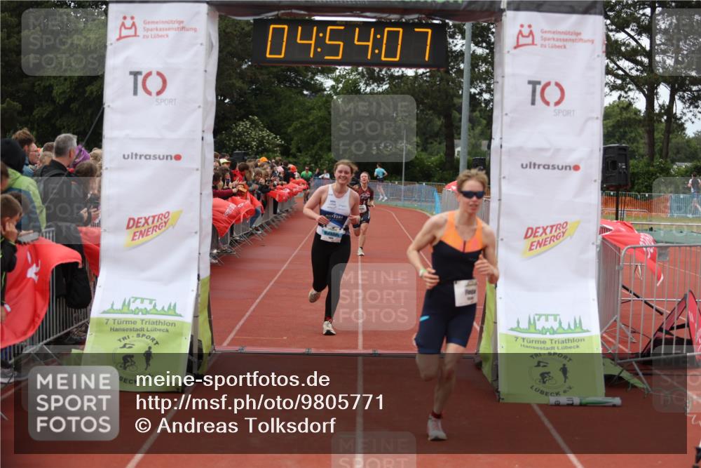14.06.2026 - 7 Türme Triathlon Andreas Tolksdorf http://msf.ph/oto/9805771 14.06.2026 15:54:05 Ziel 1069, 1530, 1608, 1746 meine-sportfotos.de