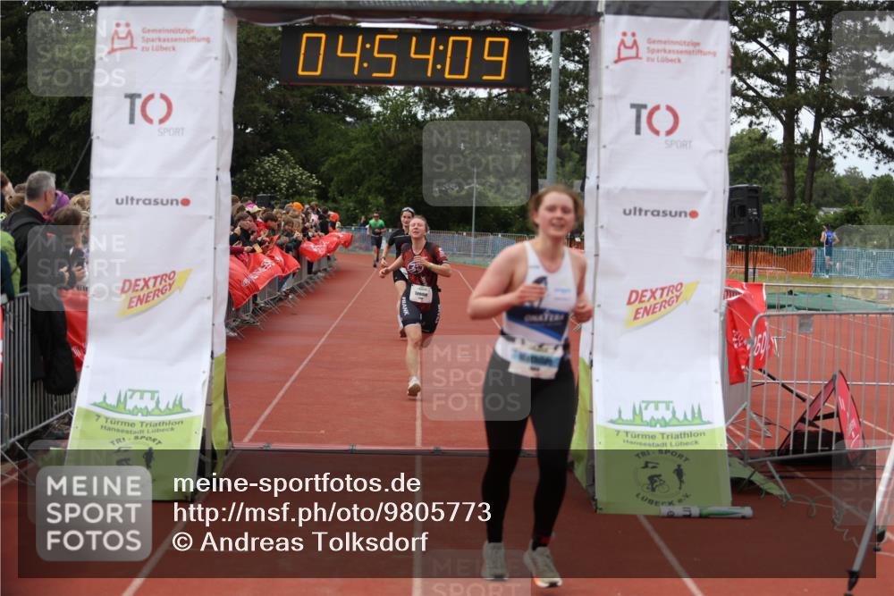 14.06.2026 - 7 Türme Triathlon Andreas Tolksdorf http://msf.ph/oto/9805773 14.06.2026 15:54:07 Ziel 1069, 1530, 1608, 1746 meine-sportfotos.de
