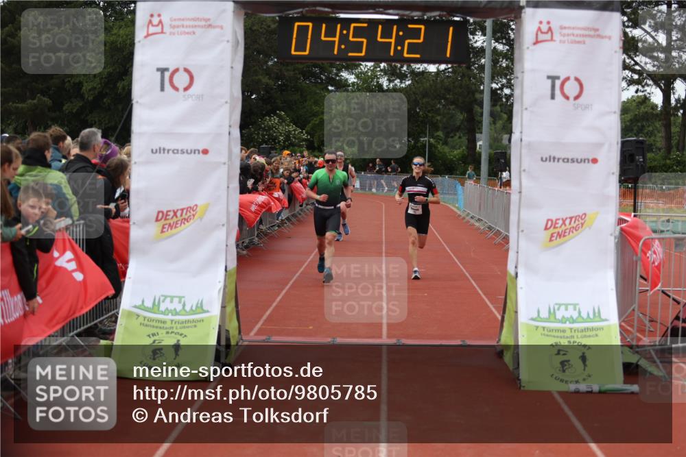 14.06.2026 - 7 Türme Triathlon Andreas Tolksdorf http://msf.ph/oto/9805785 14.06.2026 15:54:19 Ziel 943, 1039, 1608, 1647 meine-sportfotos.de