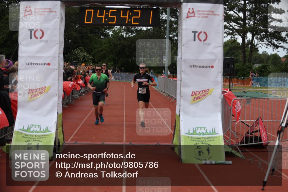 14.06.2026 - 7 Türme Triathlon Andreas Tolksdorf http://msf.ph/oto/9805786 14.06.2026 15:54:20 Ziel 943, 1039, 1647 meine-sportfotos.de