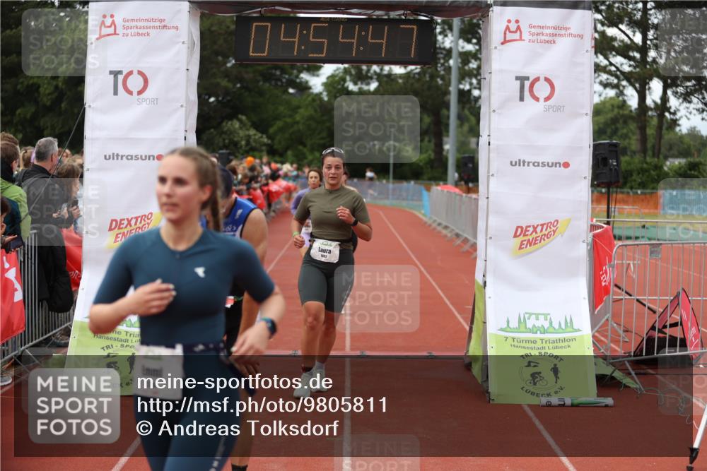 14.06.2026 - 7 Türme Triathlon Andreas Tolksdorf http://msf.ph/oto/9805811 14.06.2026 15:54:46 Ziel 711, 827, 1061, 1526, 1536, 1602, 1682, 1730 meine-sportfotos.de