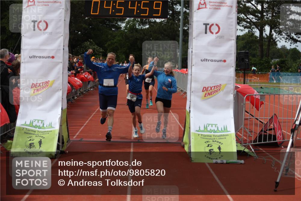 14.06.2026 - 7 Türme Triathlon Andreas Tolksdorf http://msf.ph/oto/9805820 14.06.2026 15:54:58 Ziel 908, 1167, 1512, 1625, 1797 meine-sportfotos.de