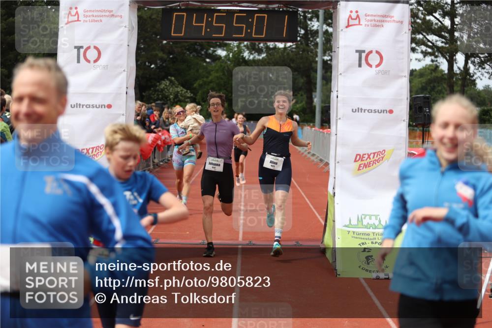 14.06.2026 - 7 Türme Triathlon Andreas Tolksdorf http://msf.ph/oto/9805823 14.06.2026 15:55:00 Ziel 908, 1167, 1512, 1625, 1797 meine-sportfotos.de