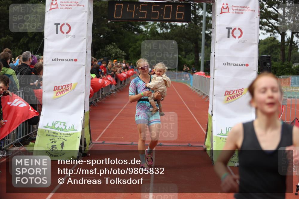 14.06.2026 - 7 Türme Triathlon Andreas Tolksdorf http://msf.ph/oto/9805832 14.06.2026 15:55:05 Ziel 908, 1038, 1167, 1512, 1625, 1711, 1797 meine-sportfotos.de