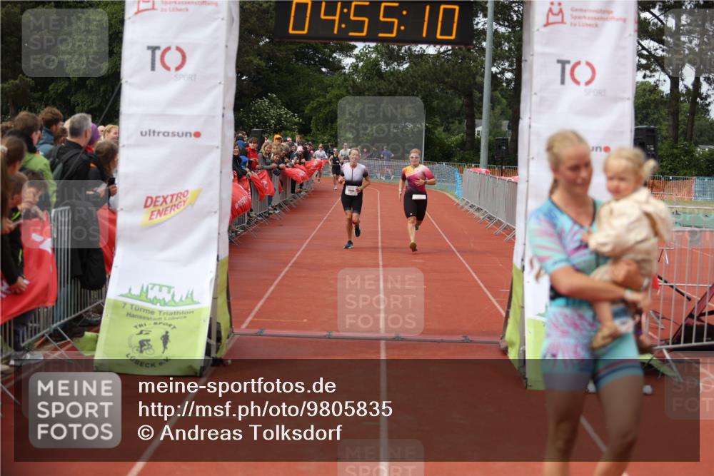 14.06.2026 - 7 Türme Triathlon Andreas Tolksdorf http://msf.ph/oto/9805835 14.06.2026 15:55:08 Ziel 908, 1038, 1167, 1512, 1625, 1711 meine-sportfotos.de