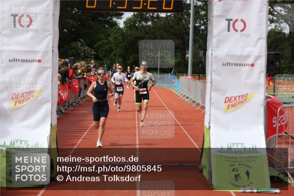 14.06.2026 - 7 Türme Triathlon Andreas Tolksdorf http://msf.ph/oto/9805845 14.06.2026 15:55:19 Ziel 787, 814, 1038, 1556, 1592, 1640, 1711 meine-sportfotos.de