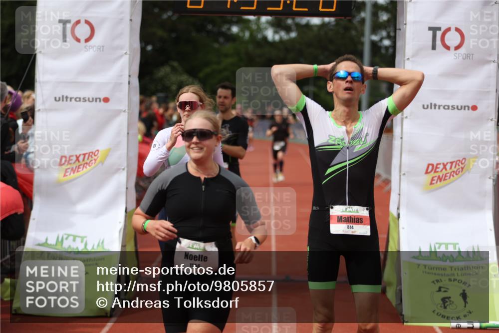14.06.2026 - 7 Türme Triathlon Andreas Tolksdorf http://msf.ph/oto/9805857 14.06.2026 15:55:25 Ziel 787, 814, 1556, 1580, 1592, 1629, 1640 meine-sportfotos.de