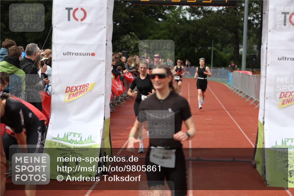 14.06.2026 - 7 Türme Triathlon Andreas Tolksdorf http://msf.ph/oto/9805861 14.06.2026 15:55:30 Ziel 787, 814, 1501, 1533, 1556, 1580, 1592, 1629, 1719 meine-sportfotos.de
