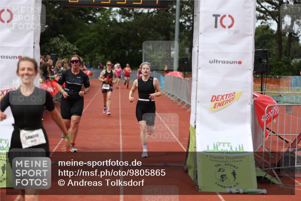 14.06.2026 - 7 Türme Triathlon Andreas Tolksdorf http://msf.ph/oto/9805865 14.06.2026 15:55:33 Ziel 787, 1176, 1501, 1533, 1580, 1629, 1719 meine-sportfotos.de