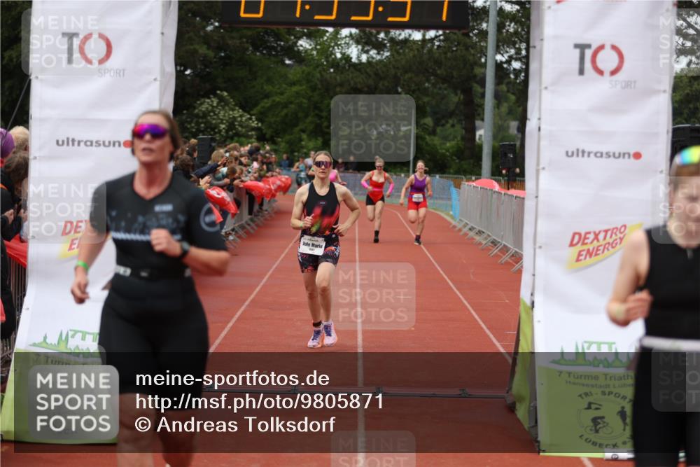 14.06.2026 - 7 Türme Triathlon Andreas Tolksdorf http://msf.ph/oto/9805871 14.06.2026 15:55:35 Ziel 1176, 1501, 1533, 1580, 1629, 1719 meine-sportfotos.de