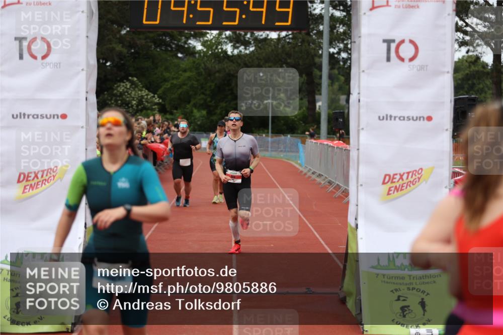 14.06.2026 - 7 Türme Triathlon Andreas Tolksdorf http://msf.ph/oto/9805886 14.06.2026 15:55:48 Ziel 745, 967, 1004, 1095, 1176, 1535 meine-sportfotos.de