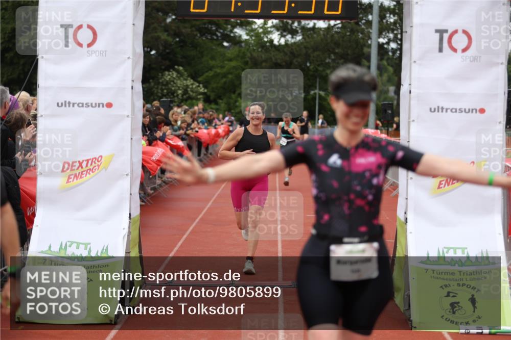 14.06.2026 - 7 Türme Triathlon Andreas Tolksdorf http://msf.ph/oto/9805899 14.06.2026 15:55:56 Ziel 745, 967, 1095, 1504, 1535, 1722 meine-sportfotos.de