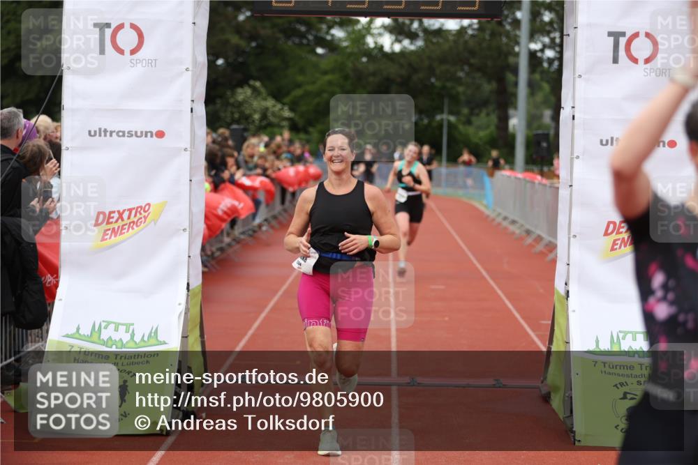 14.06.2026 - 7 Türme Triathlon Andreas Tolksdorf http://msf.ph/oto/9805900 14.06.2026 15:55:58 Ziel 745, 960, 967, 1095, 1504, 1535, 1722 meine-sportfotos.de