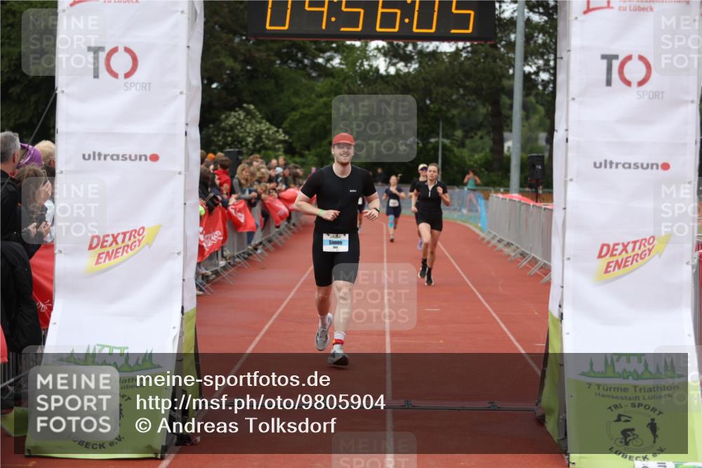 14.06.2026 - 7 Türme Triathlon Andreas Tolksdorf http://msf.ph/oto/9805904 14.06.2026 15:56:04 Ziel 960, 1504, 1722, 1735, 1756 meine-sportfotos.de