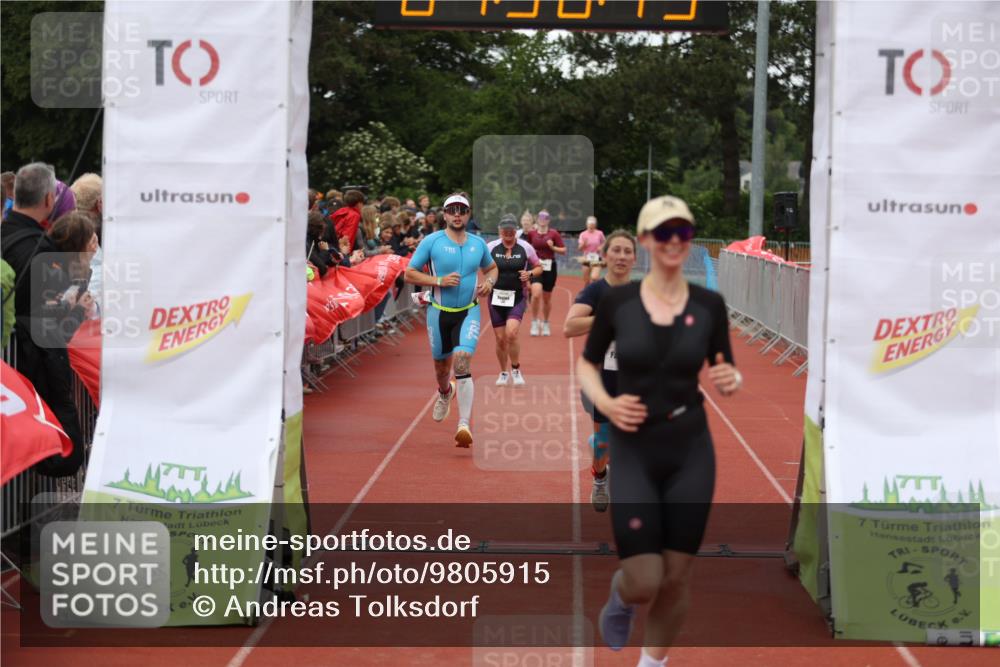 14.06.2026 - 7 Türme Triathlon Andreas Tolksdorf http://msf.ph/oto/9805915 14.06.2026 15:56:12 Ziel 751, 960, 1593, 1660, 1662, 1709, 1735, 1756 meine-sportfotos.de