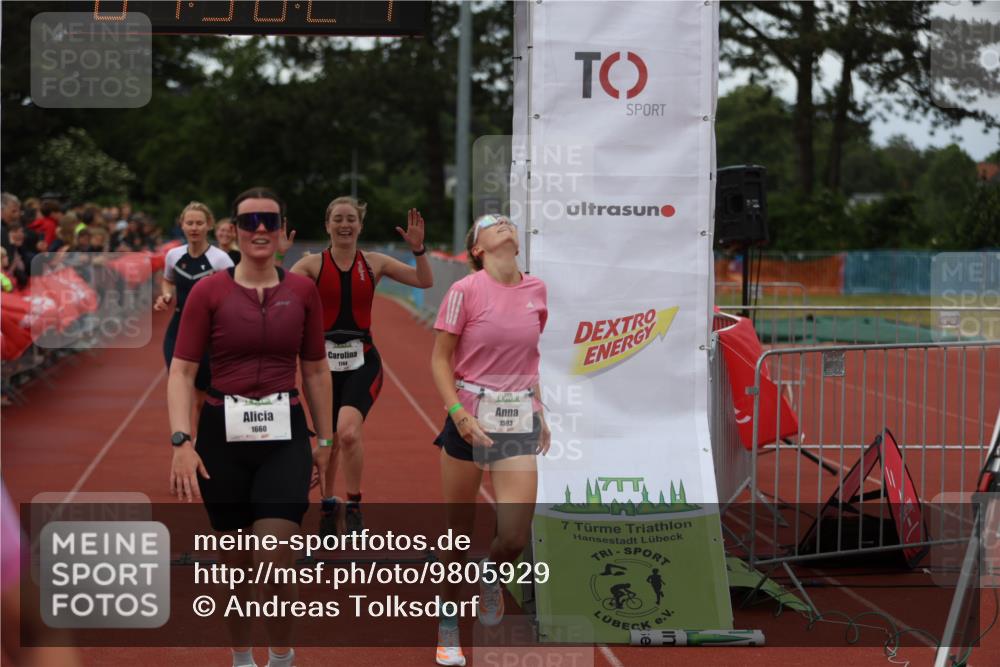 14.06.2026 - 7 Türme Triathlon Andreas Tolksdorf http://msf.ph/oto/9805929 14.06.2026 15:56:20 Ziel 751, 834, 1593, 1660, 1662, 1678, 1709, 1744 meine-sportfotos.de
