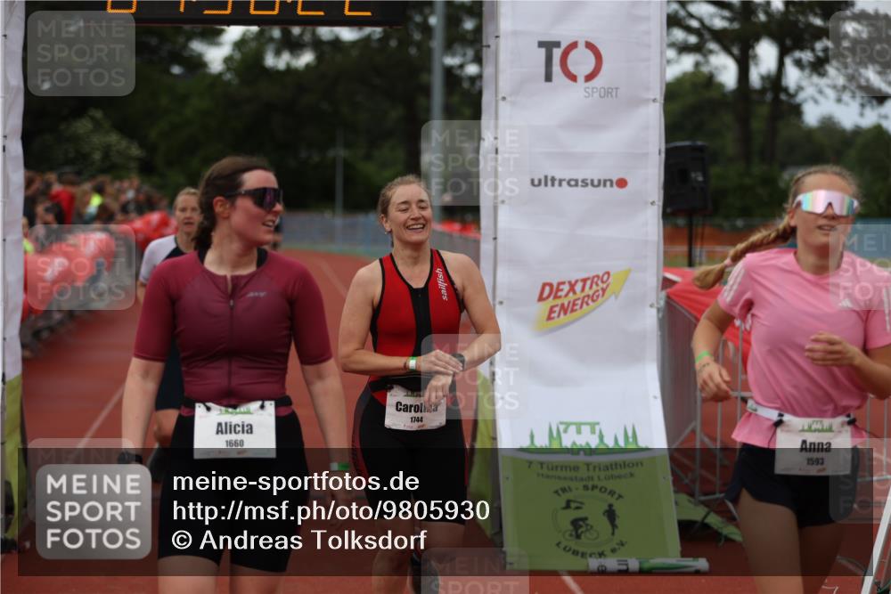 14.06.2026 - 7 Türme Triathlon Andreas Tolksdorf http://msf.ph/oto/9805930 14.06.2026 15:56:21 Ziel 751, 834, 1593, 1660, 1662, 1678, 1709, 1744 meine-sportfotos.de
