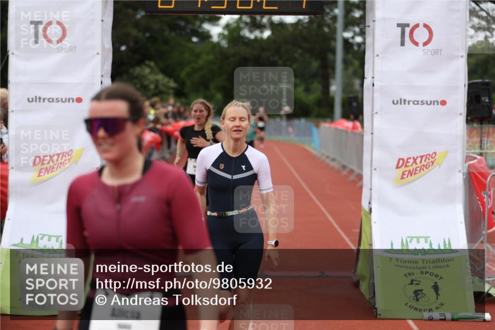 14.06.2026 - 7 Türme Triathlon Andreas Tolksdorf http://msf.ph/oto/9805932 14.06.2026 15:56:23 Ziel 834, 922, 1593, 1660, 1678, 1709, 1744 meine-sportfotos.de