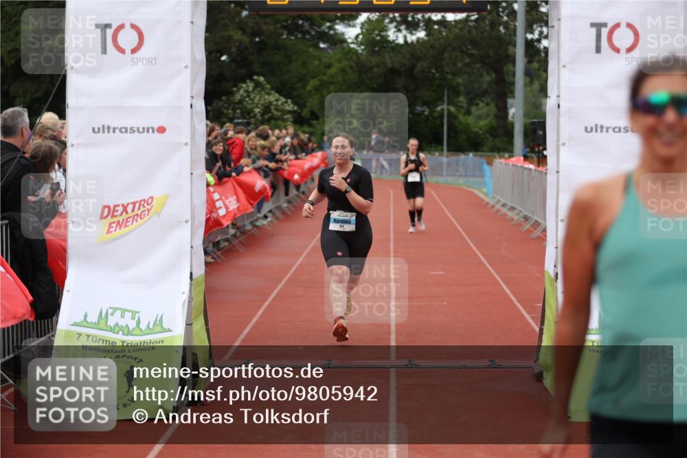 14.06.2026 - 7 Türme Triathlon Andreas Tolksdorf http://msf.ph/oto/9805942 14.06.2026 15:56:30 Ziel 834, 922, 1668, 1678 meine-sportfotos.de