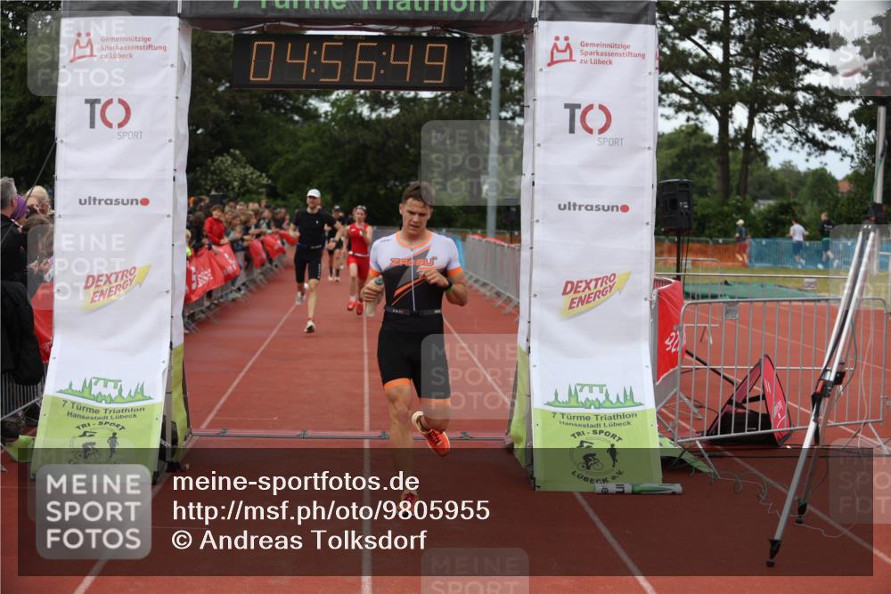 14.06.2026 - 7 Türme Triathlon Andreas Tolksdorf http://msf.ph/oto/9805955 14.06.2026 15:56:47 Ziel 743, 1368, 1435, 1562, 1591, 1715 meine-sportfotos.de