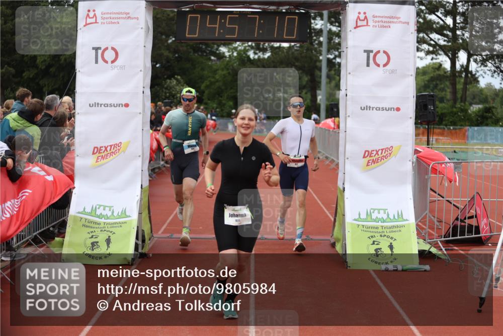 14.06.2026 - 7 Türme Triathlon Andreas Tolksdorf http://msf.ph/oto/9805984 14.06.2026 15:57:09 Ziel 821, 954, 1611, 1671 meine-sportfotos.de