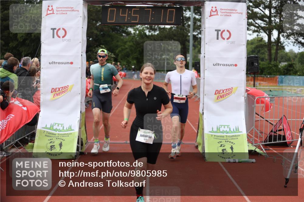 14.06.2026 - 7 Türme Triathlon Andreas Tolksdorf http://msf.ph/oto/9805985 14.06.2026 15:57:09 Ziel 821, 954, 1611, 1671 meine-sportfotos.de