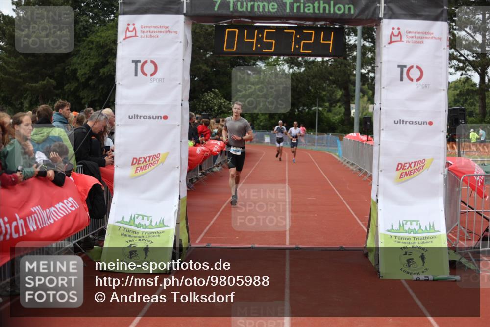 14.06.2026 - 7 Türme Triathlon Andreas Tolksdorf http://msf.ph/oto/9805988 14.06.2026 15:57:23 Ziel 666, 1142 meine-sportfotos.de