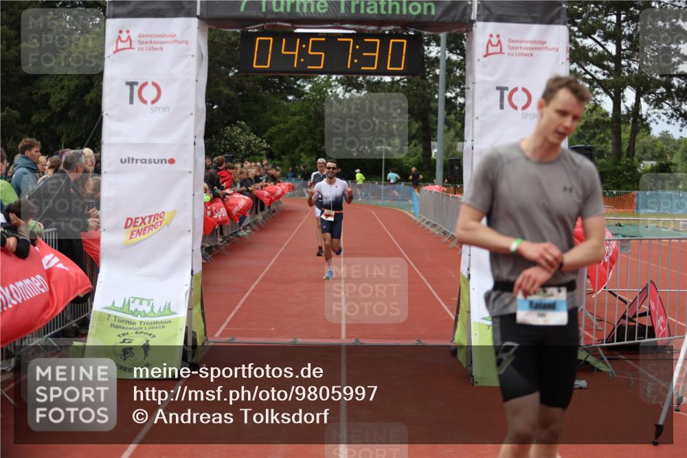 14.06.2026 - 7 Türme Triathlon Andreas Tolksdorf http://msf.ph/oto/9805997 14.06.2026 15:57:28 Ziel 666, 1106, 1142 meine-sportfotos.de