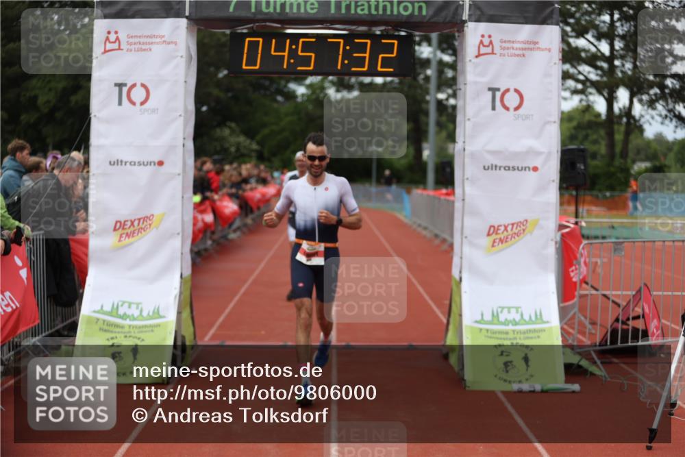 14.06.2026 - 7 Türme Triathlon Andreas Tolksdorf http://msf.ph/oto/9806000 14.06.2026 15:57:31 Ziel 666, 1106, 1142 meine-sportfotos.de