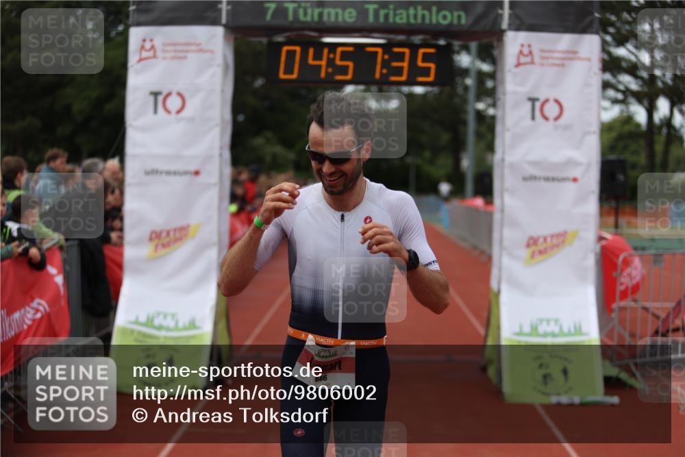 14.06.2026 - 7 Türme Triathlon Andreas Tolksdorf http://msf.ph/oto/9806002 14.06.2026 15:57:33 Ziel 666, 1106, 1142 meine-sportfotos.de