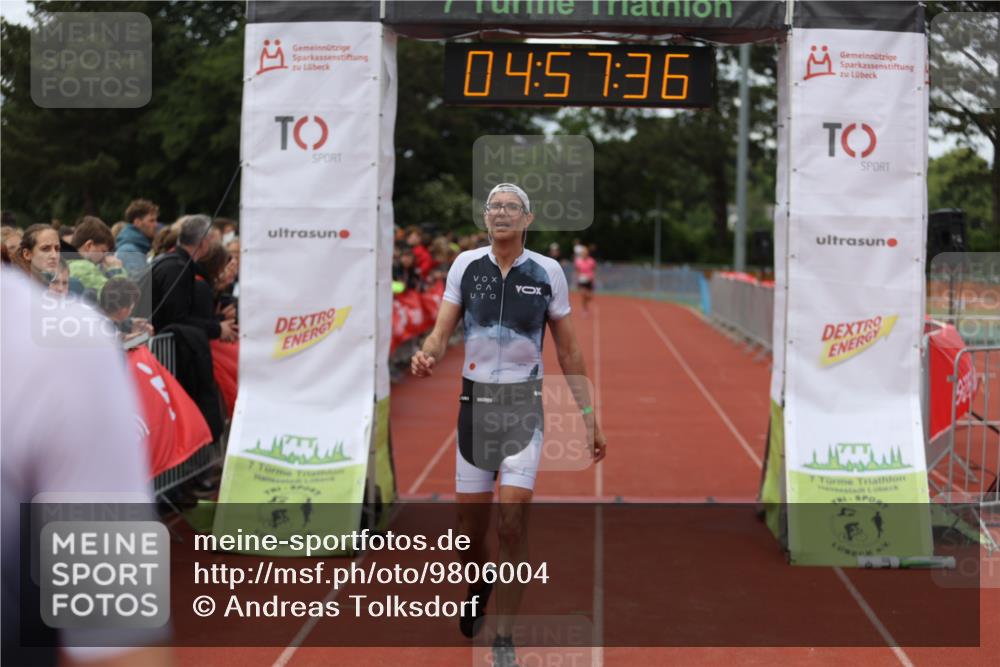 14.06.2026 - 7 Türme Triathlon Andreas Tolksdorf http://msf.ph/oto/9806004 14.06.2026 15:57:35 Ziel 666, 1106 meine-sportfotos.de