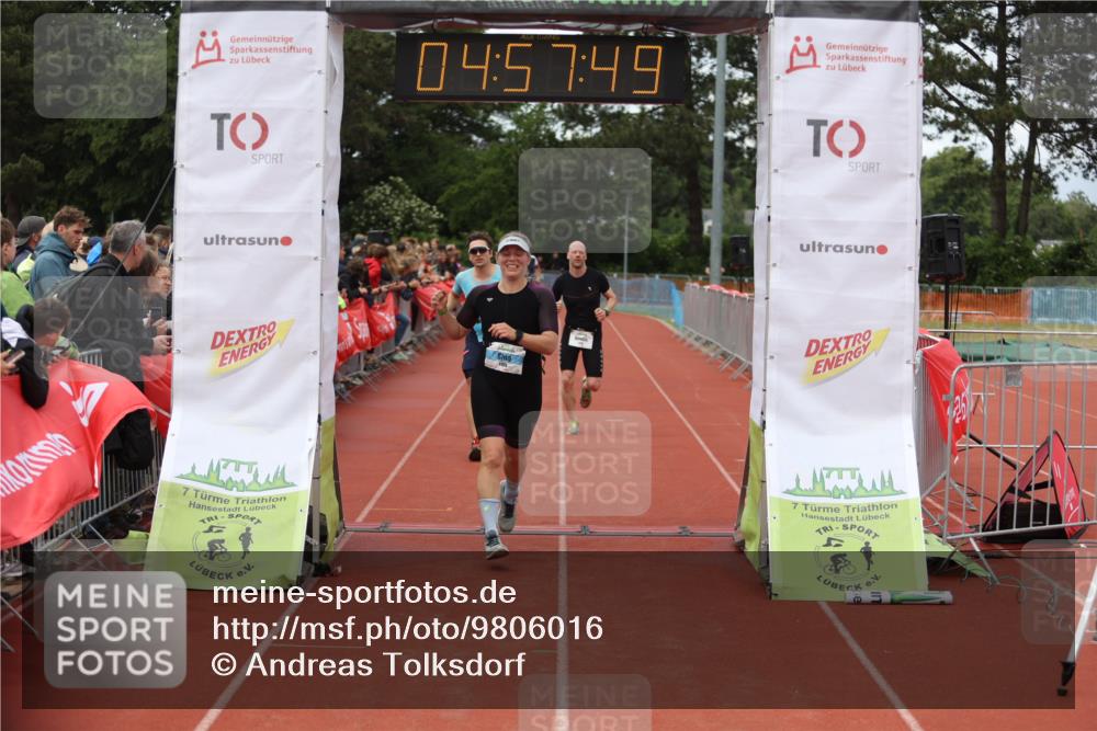 14.06.2026 - 7 Türme Triathlon Andreas Tolksdorf http://msf.ph/oto/9806016 14.06.2026 15:57:48 Ziel 1055, 1109, 1361, 1478, 1693 meine-sportfotos.de