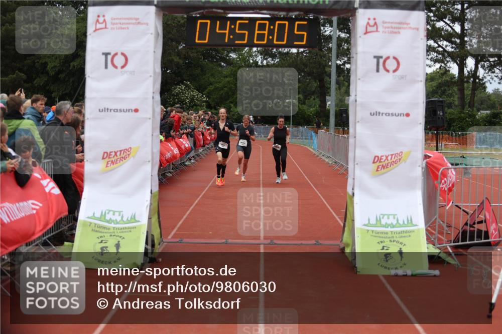 14.06.2026 - 7 Türme Triathlon Andreas Tolksdorf http://msf.ph/oto/9806030 14.06.2026 15:58:03 Ziel 1207, 1516, 1609 meine-sportfotos.de